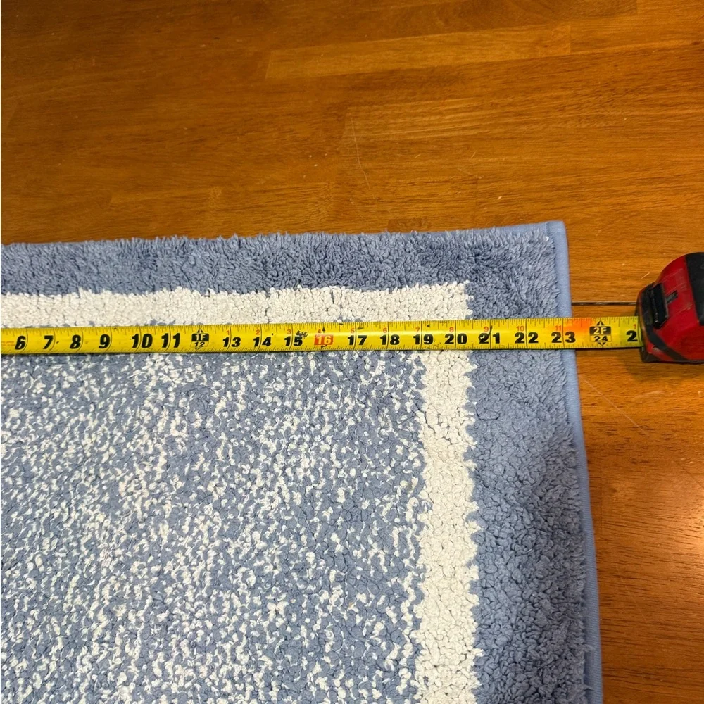 Bathroom rug